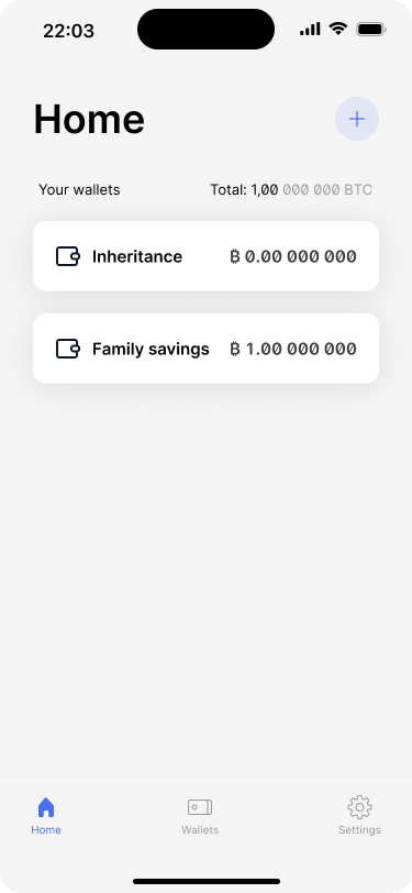 App home screen showing that a transaction is ready to be signed for the family savings wallet.